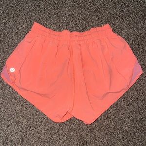 Lululemon Hotty Hot Shorts 2.5”